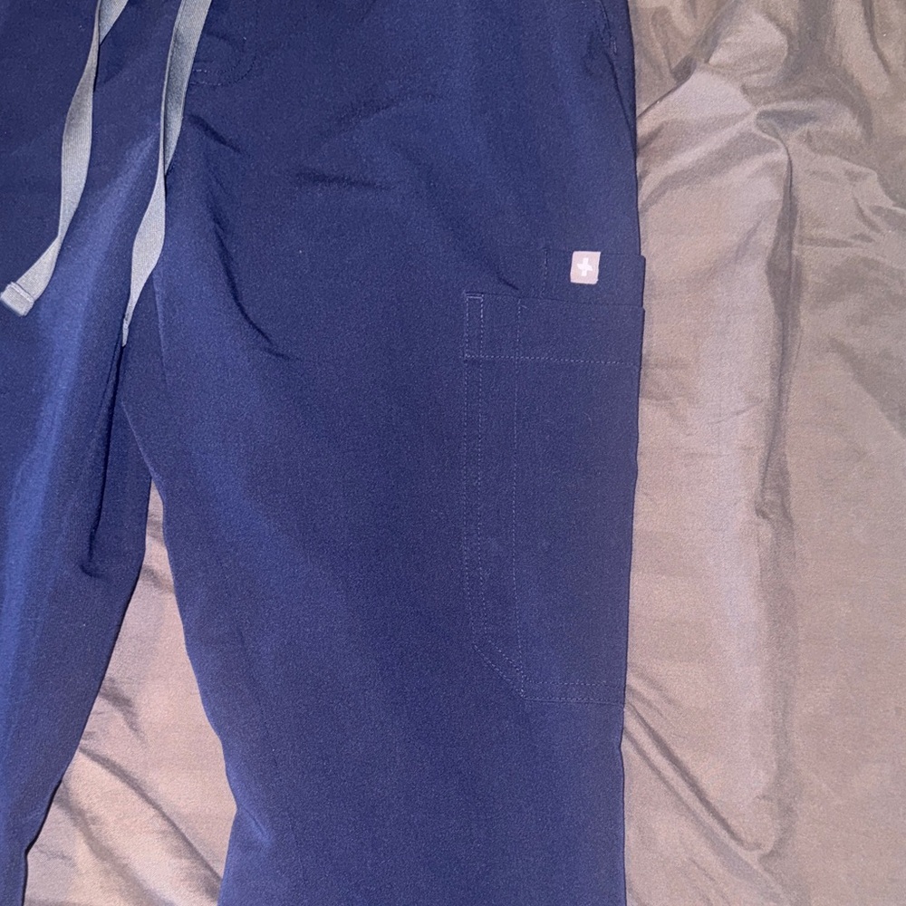 Figs Navy Blue Jogger Pant scrubs - Picture 3 of 6